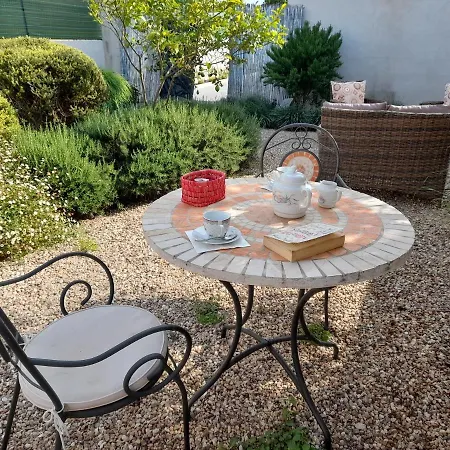 Girasole Boutique Bed & Breakfast *