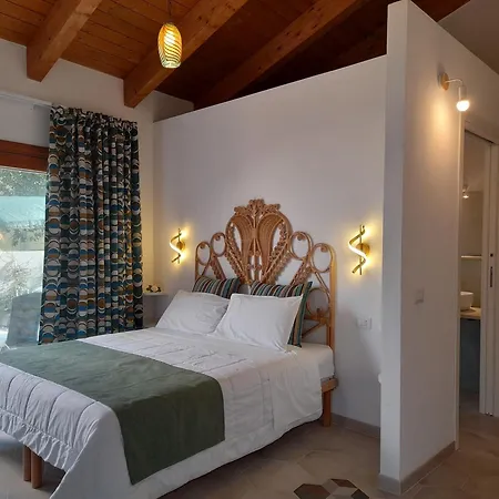 Girasole Boutique Bed & Breakfast *