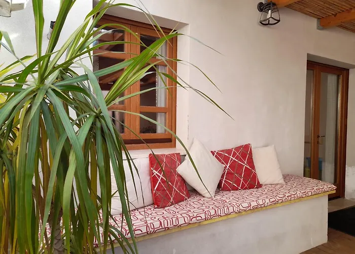 Girasole Boutique Frühstückspension Riola Sardo